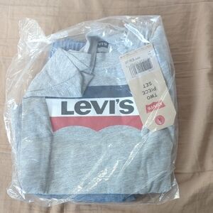 Levi's 2T Two-Piece Set T-Shirt and Shorts Heather Grey Red White And Blue Logo